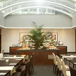 The George, Urban Boutique 4*