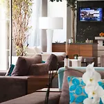 The George, Urban Boutique 호텔 4*