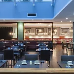 The George, Urban Boutique 호텔 4*