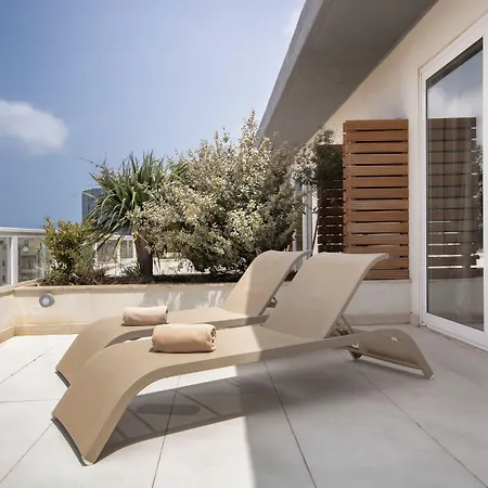 The George, Urban Boutique Ξενοδοχείο