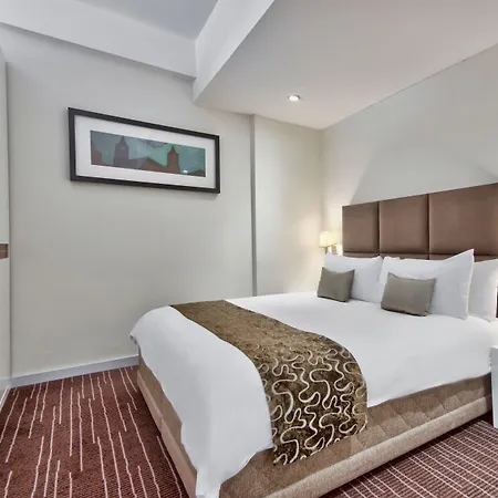 The George, Urban Boutique Saint Julian's