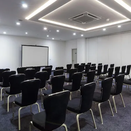 The George, Urban Boutique Saint Julian's