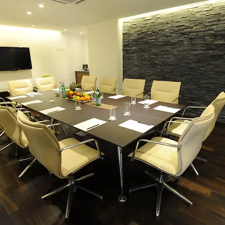 The George, Urban Boutique 4* St. Julian's