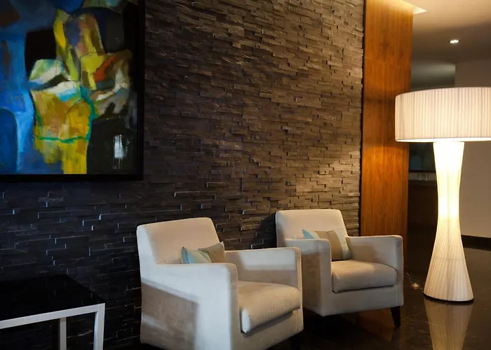 The George, Urban Boutique