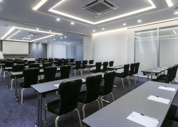 The George, Urban Boutique