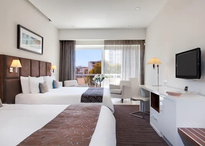 The George, Urban Boutique 4* St. Julian's