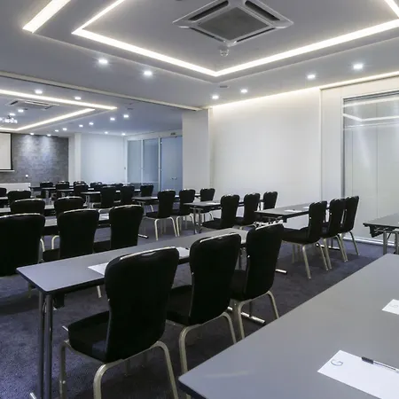 The George, Urban Boutique