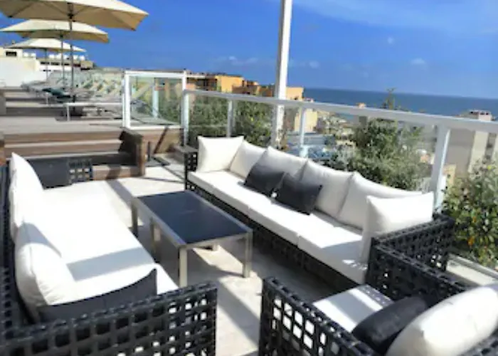 The George, Urban Boutique Hotel San Julián